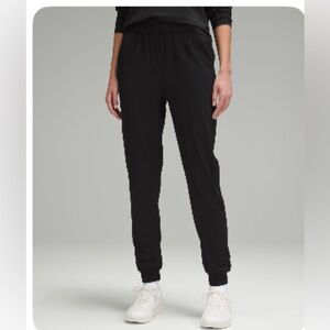 Like New Black Lululemon Stretch High Rise Jogger Full length Size 0